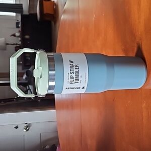 Stanley 30 oz IceFlow Tumbler